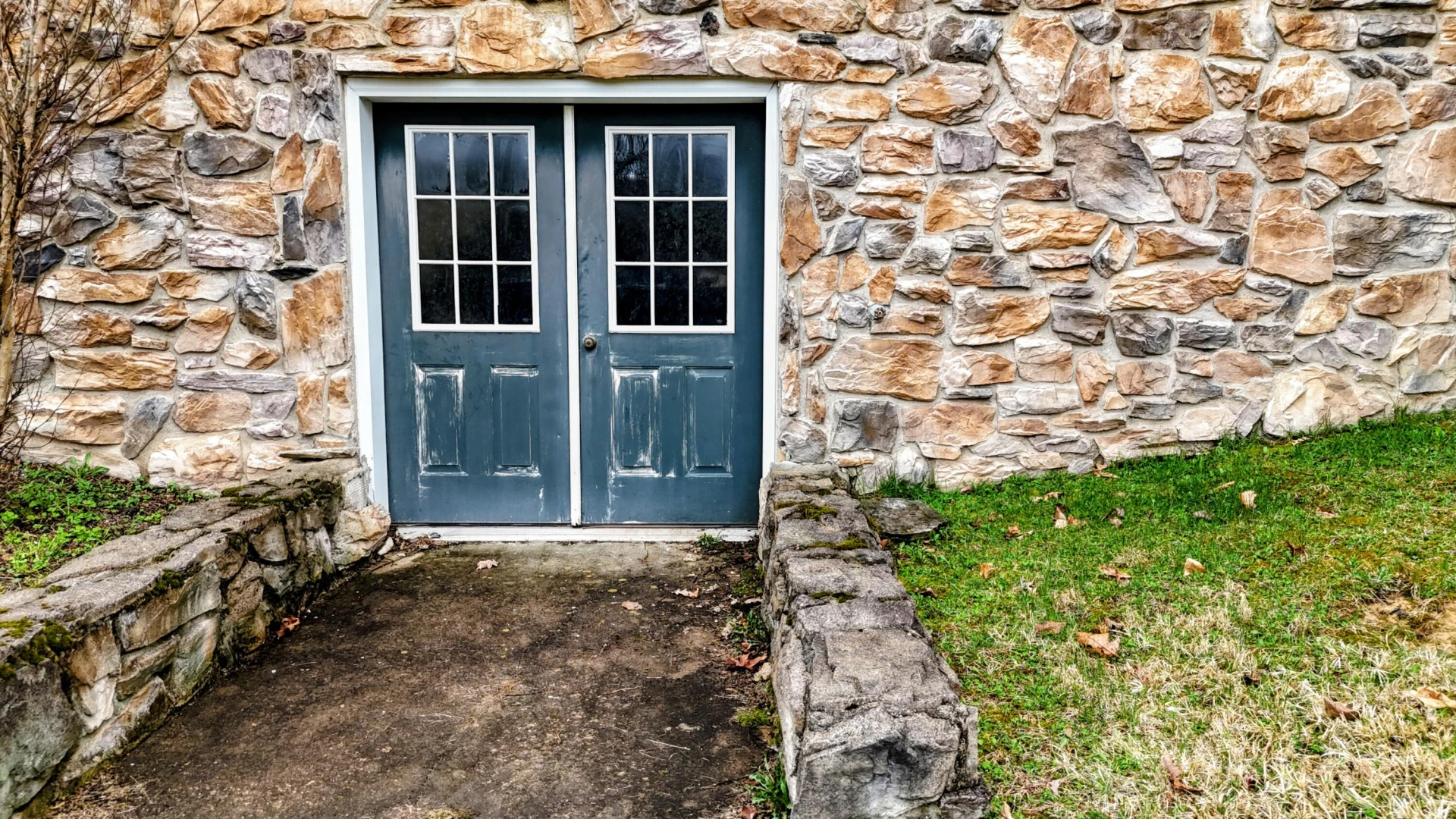438 Wheatlan Dr - Photo 44