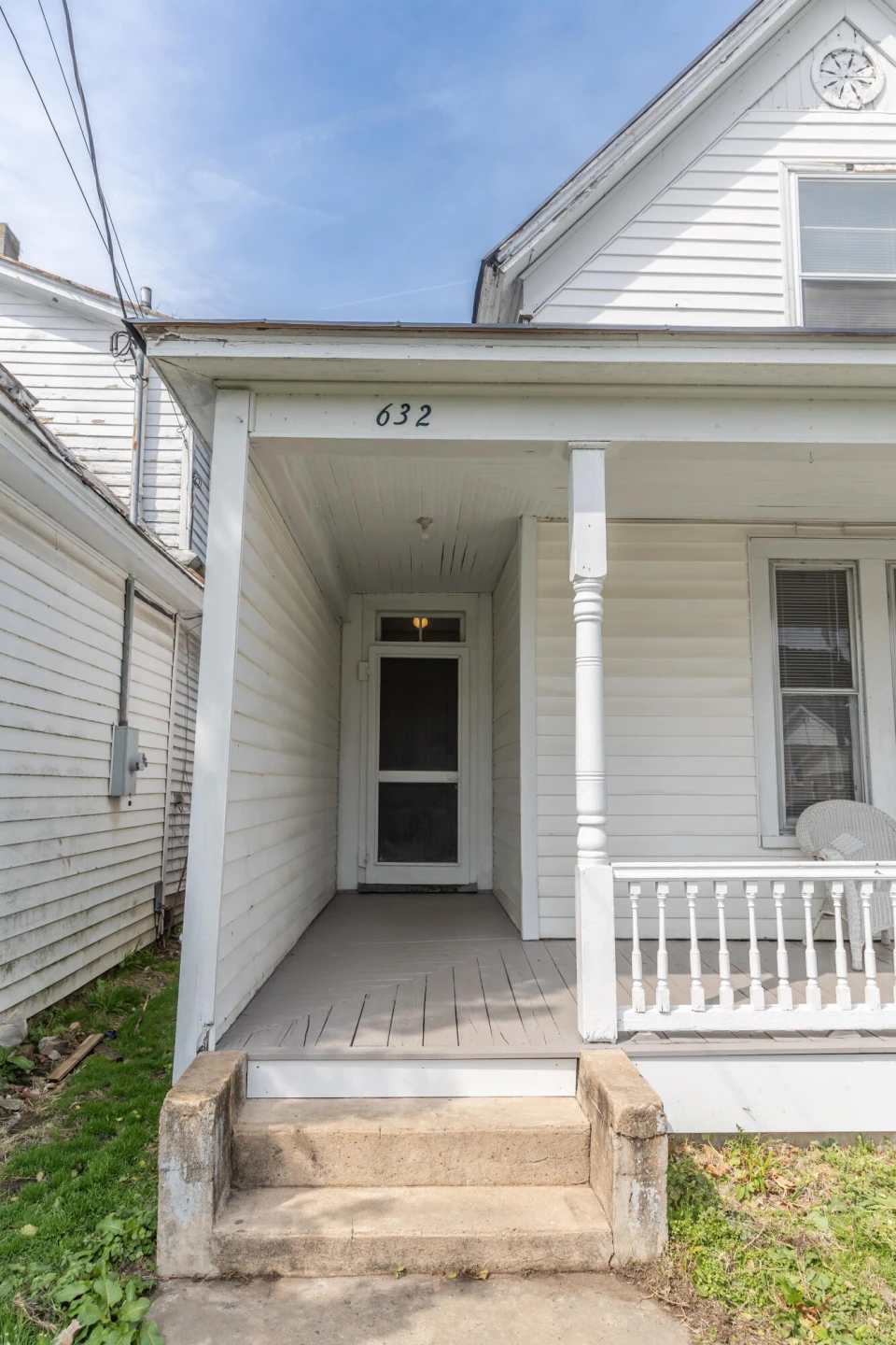 632 McCulloch St - Photo 2