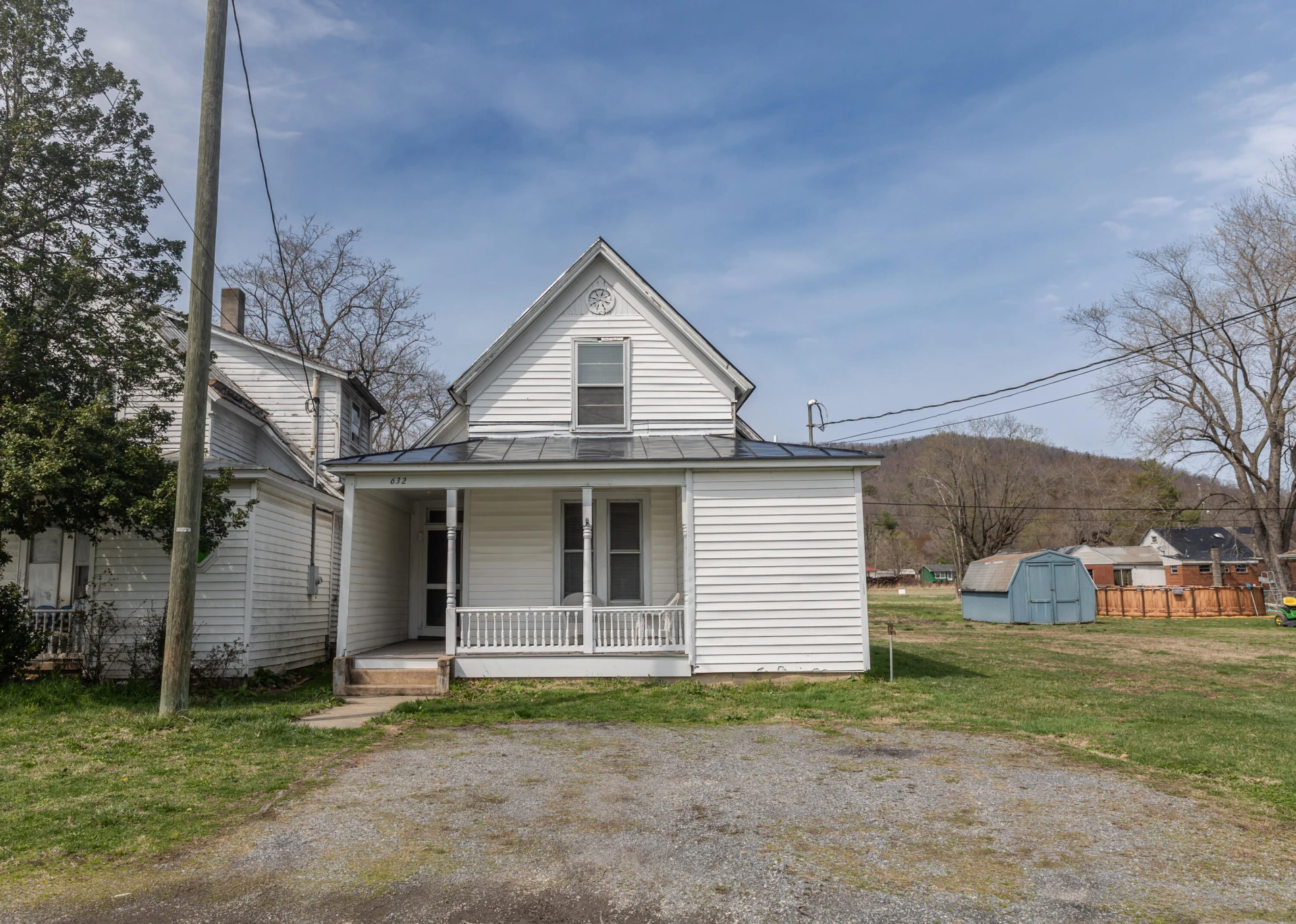 632 McCulloch St - Photo 4