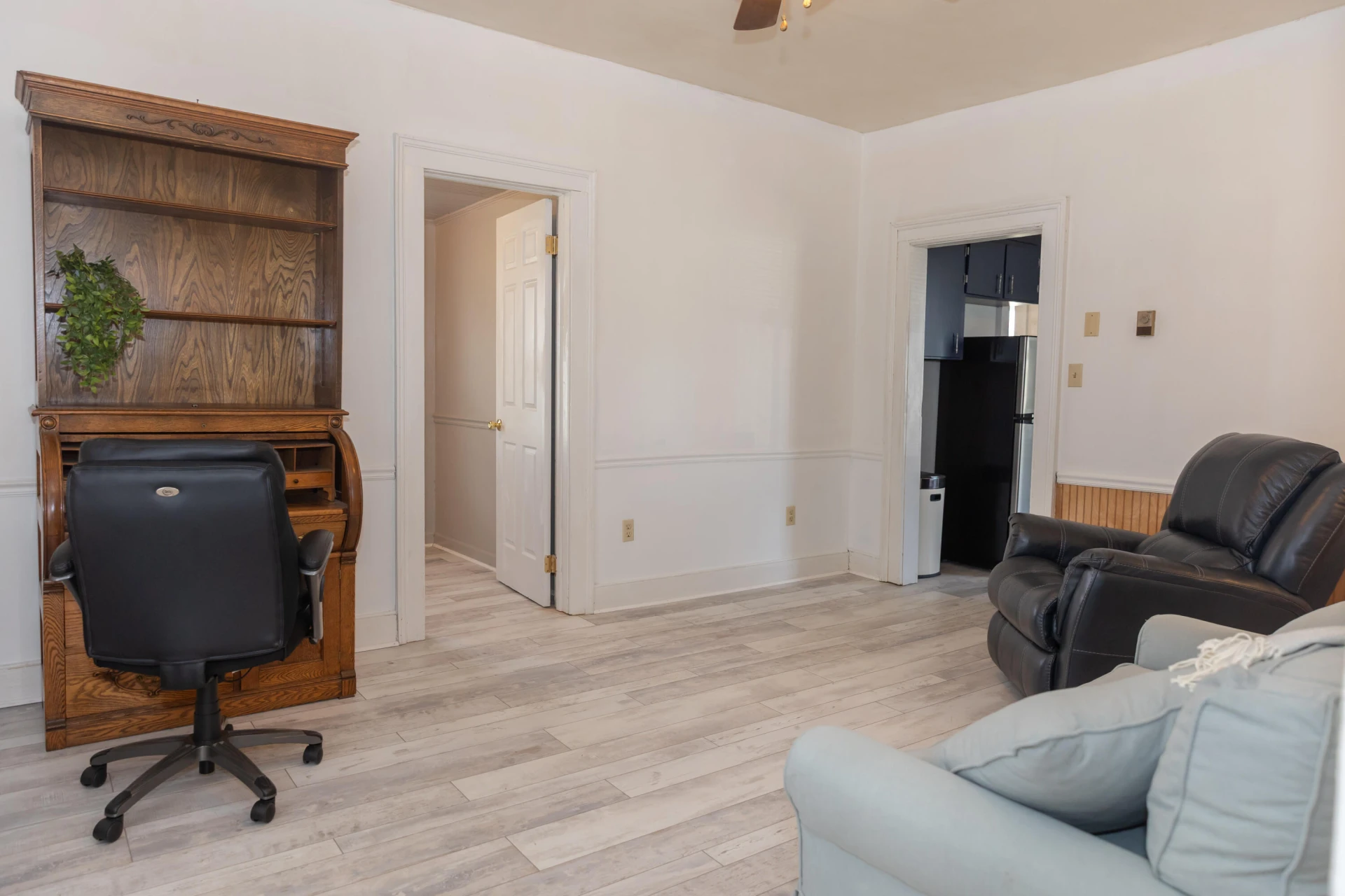632 McCulloch St - Photo 6