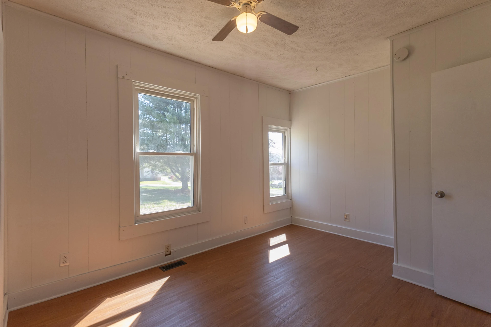 516 S Mercer Ave - Photo 12