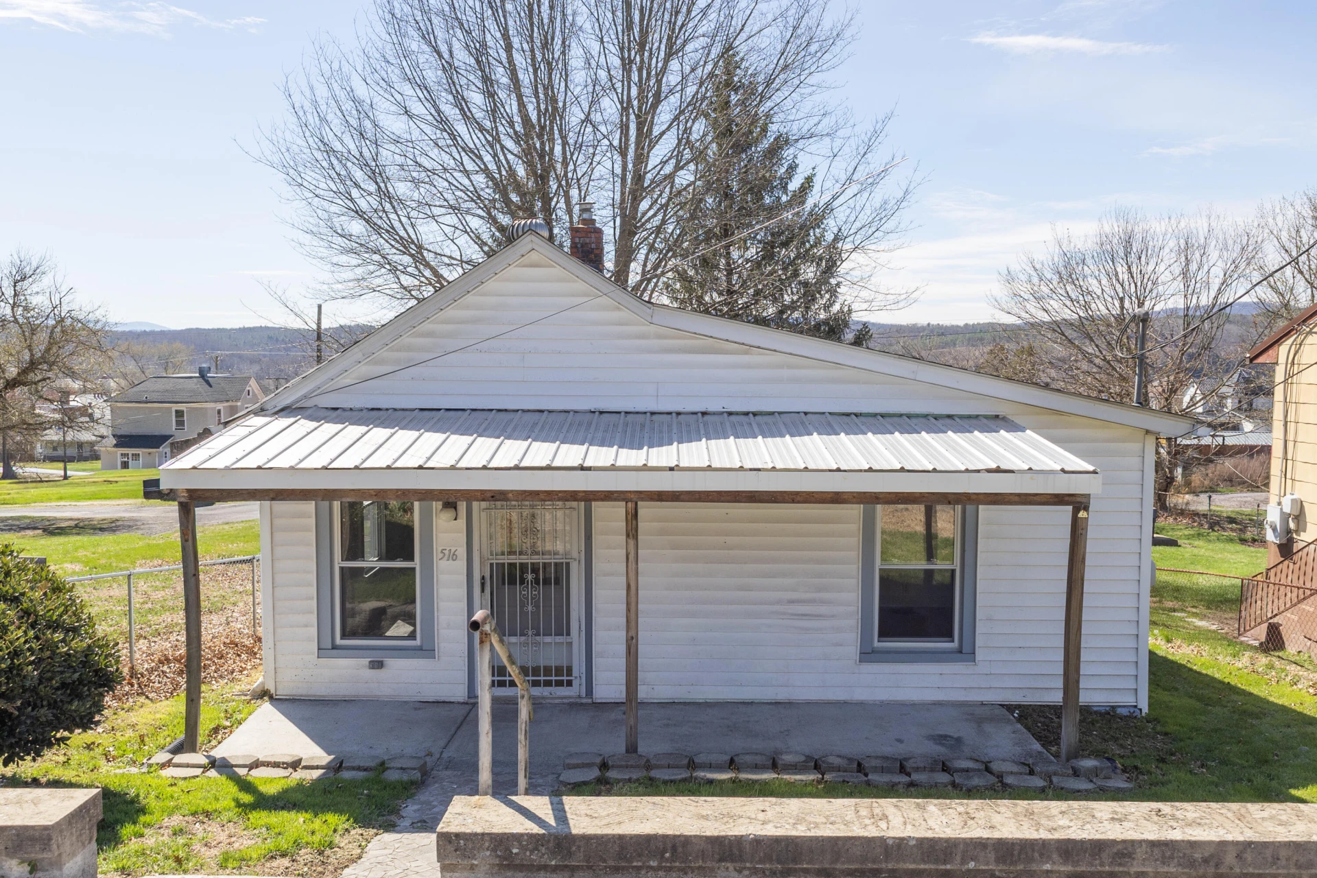 516 S Mercer Ave - Photo 4