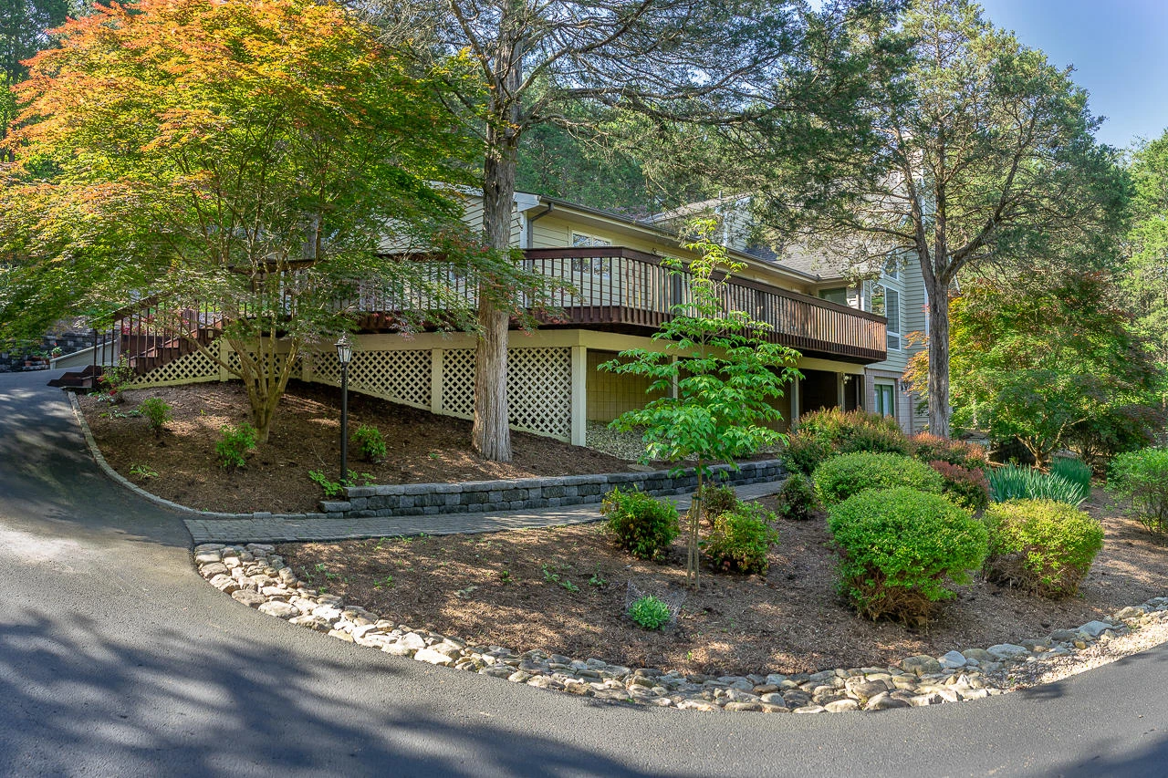 25 Edgewood Dr - Photo 2