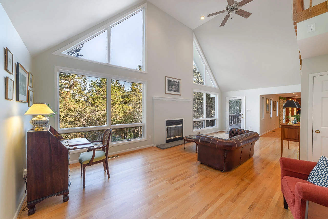 25 Edgewood Dr - Photo 4