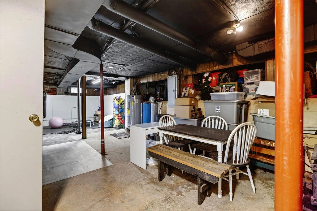 11 AVALON Ln - Photo 53