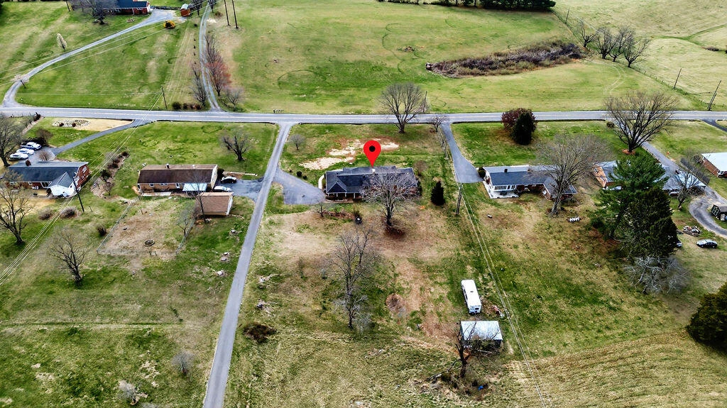 11 AVALON Ln - Photo 9