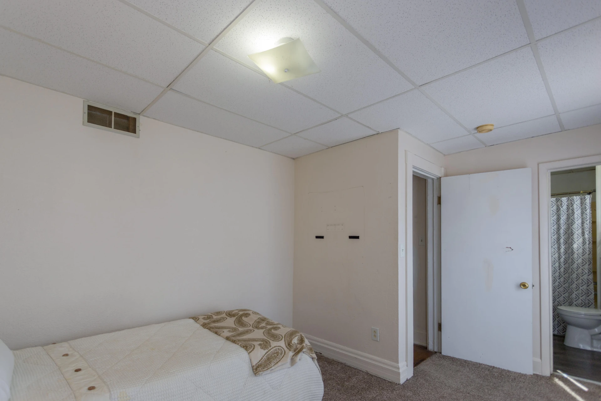 2165 Oak Ave - Photo 44