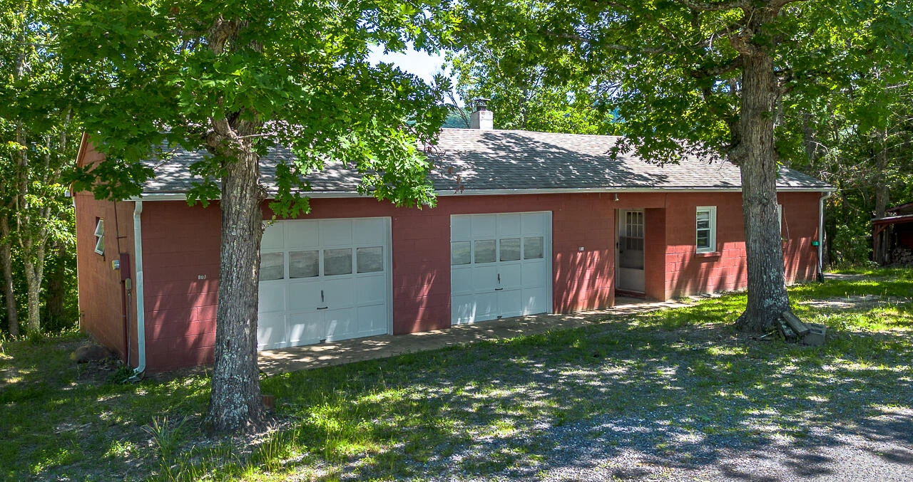 211 WaterTank Rd - Photo 4
