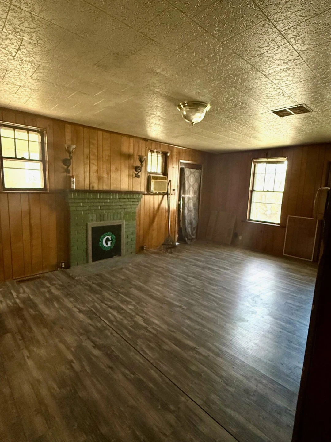 1885 S Carpenter Dr - Photo 2