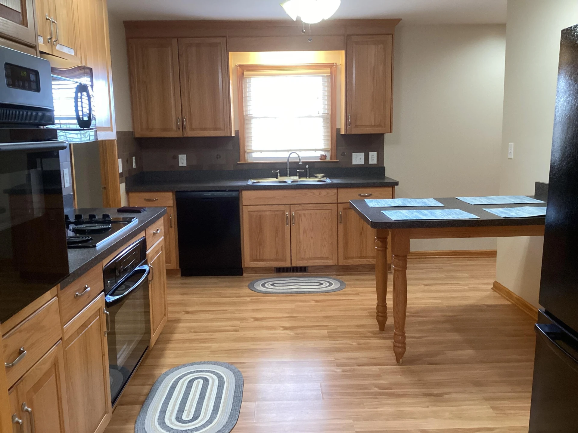 105 Poplar Ave - Photo 11