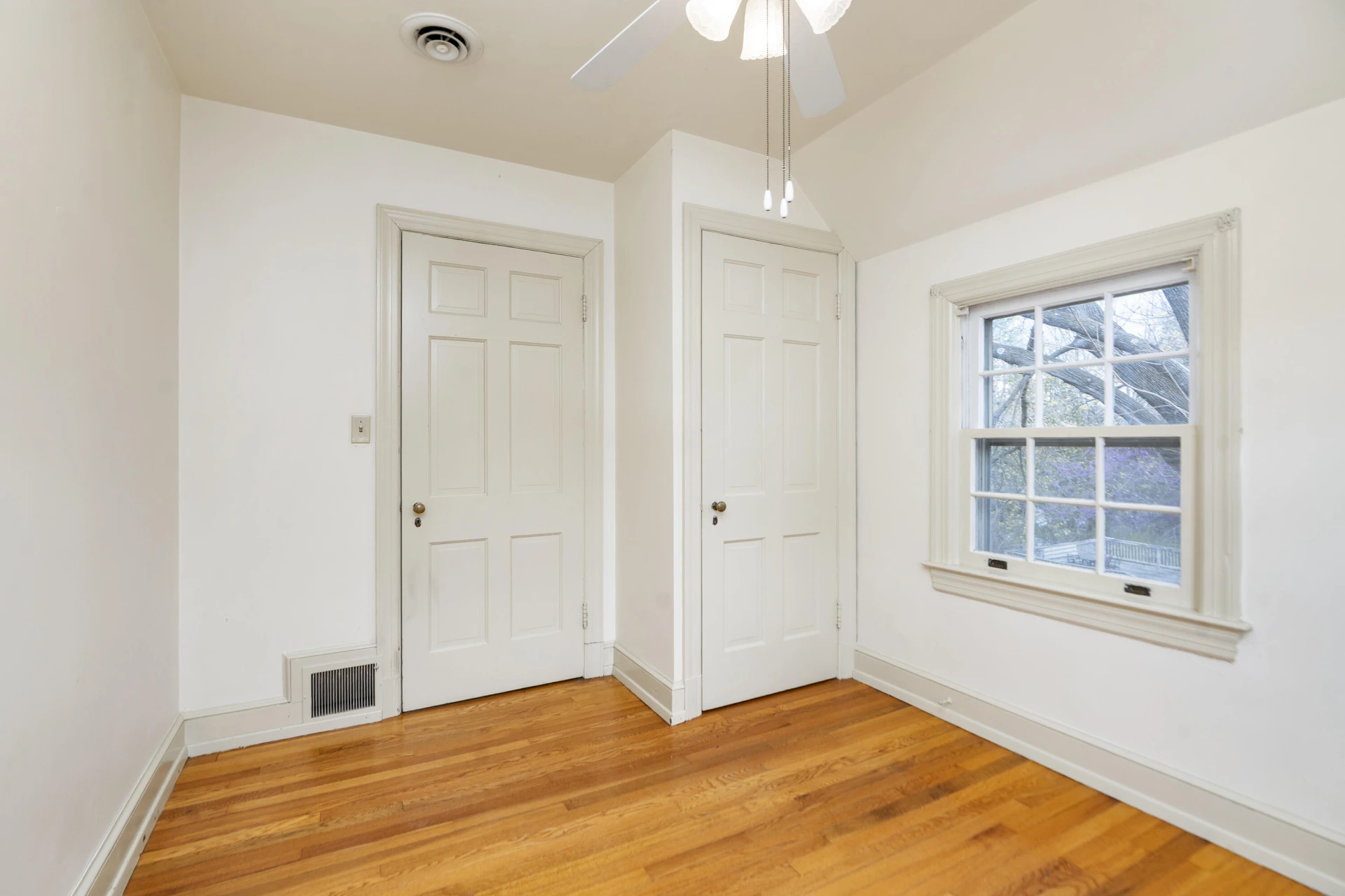 1000 Selma Blvd - Photo 25