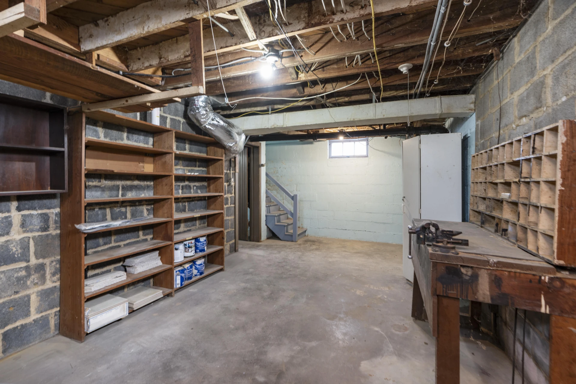 1000 Selma Blvd - Photo 32