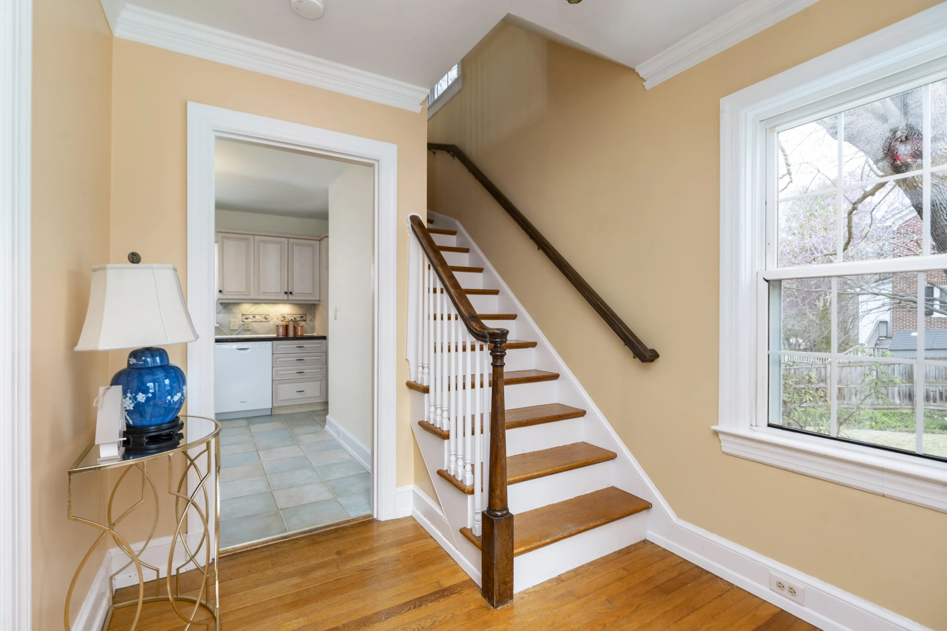 1000 Selma Blvd - Photo 5