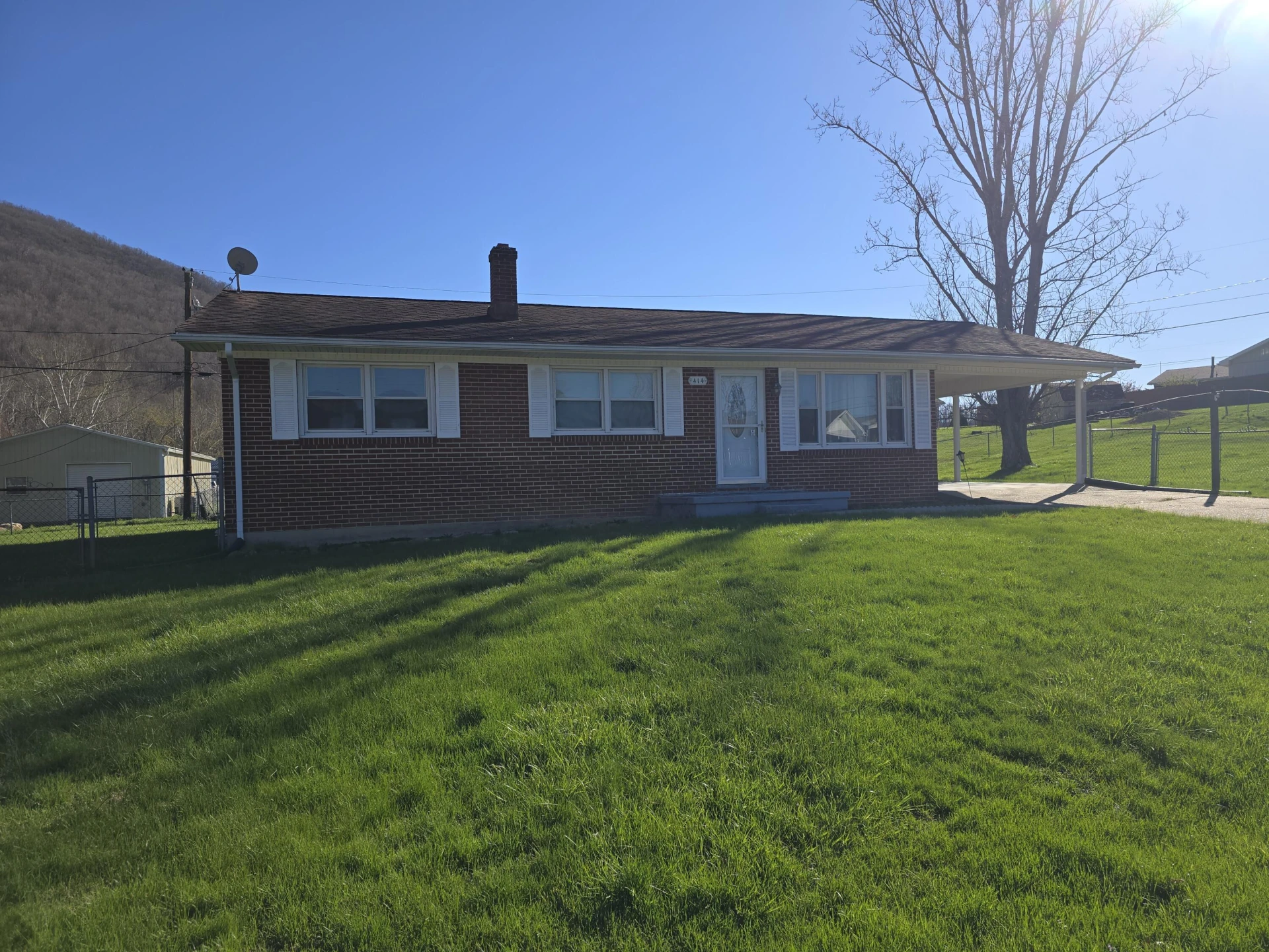 414 Center Ct