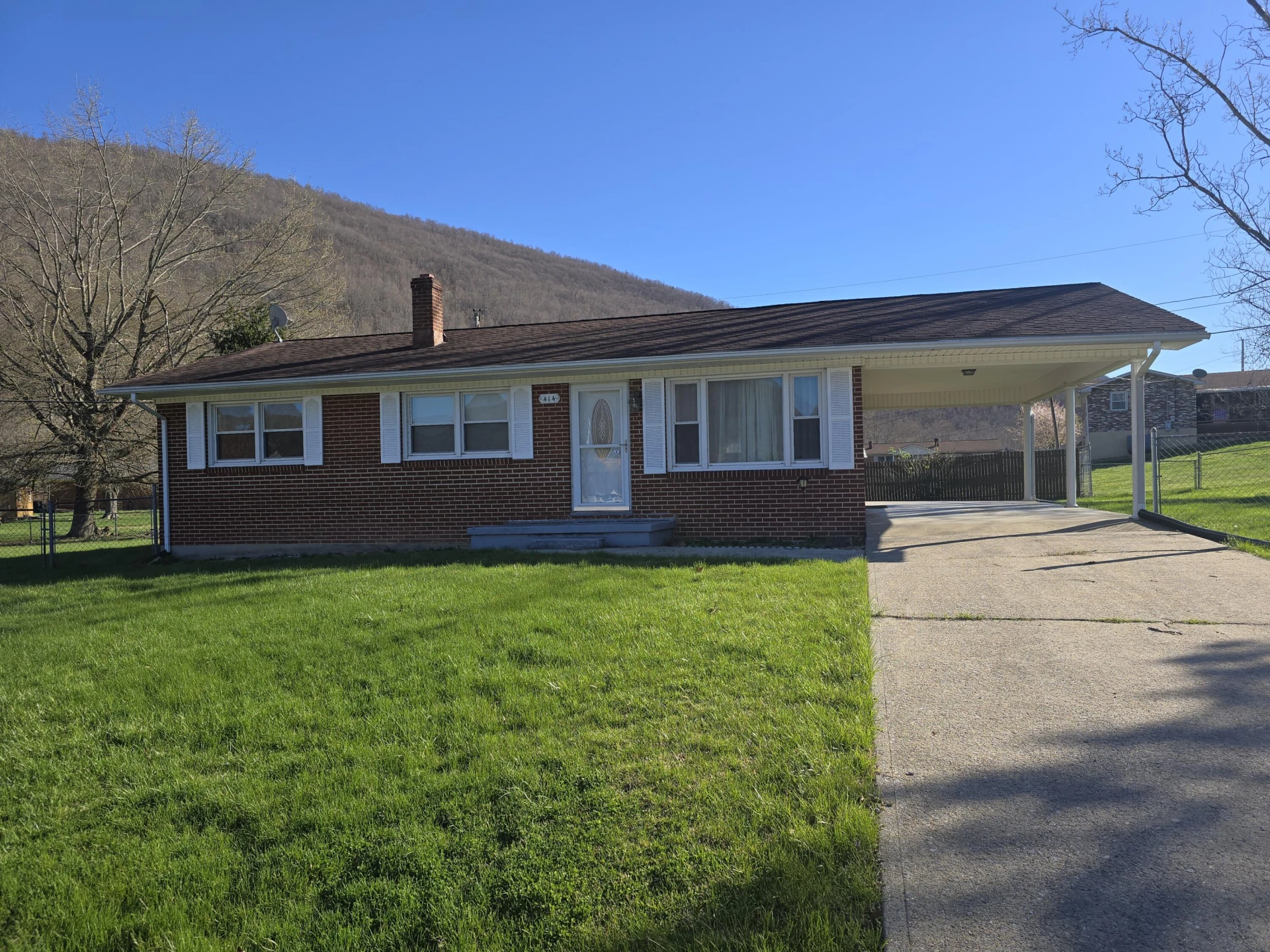 414 Center Ct - Photo 18