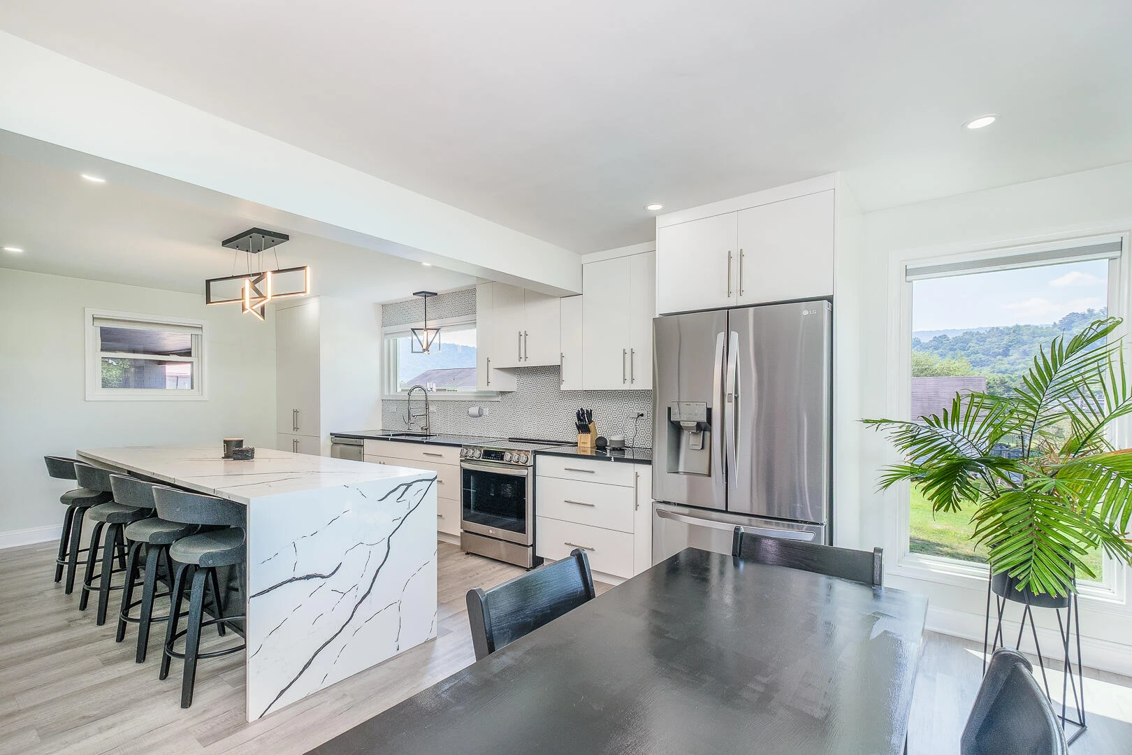 1307 S Massie Ave - Photo 15