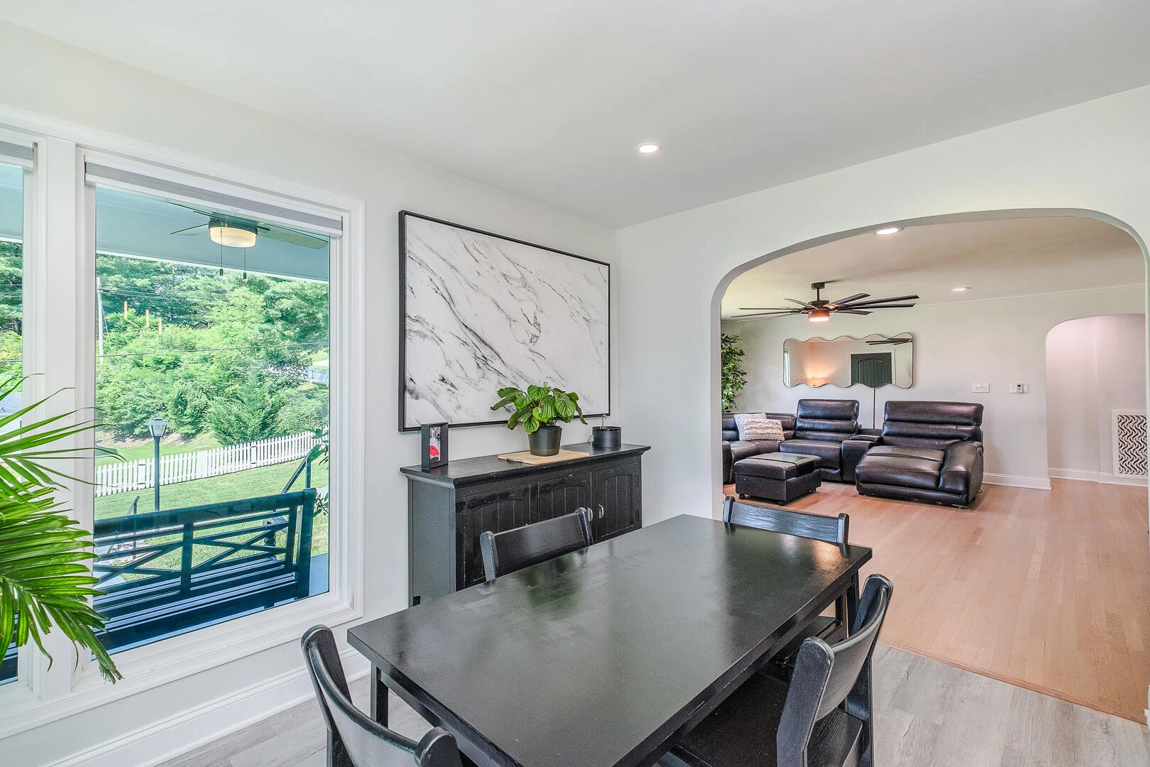 1307 S Massie Ave - Photo 16