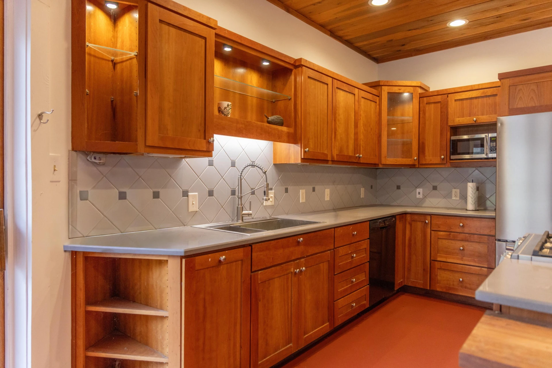 7598 N LEE Highway - Photo 19