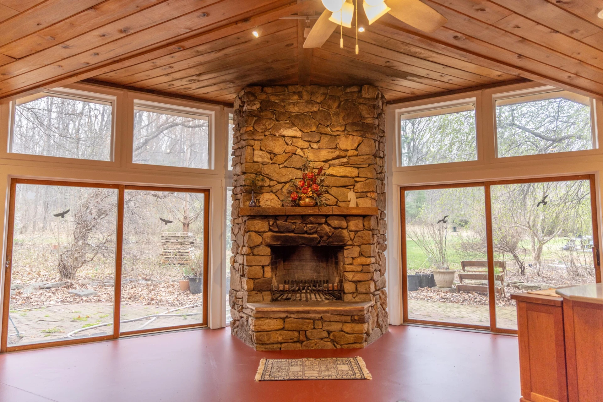 7598 N LEE Highway - Photo 24