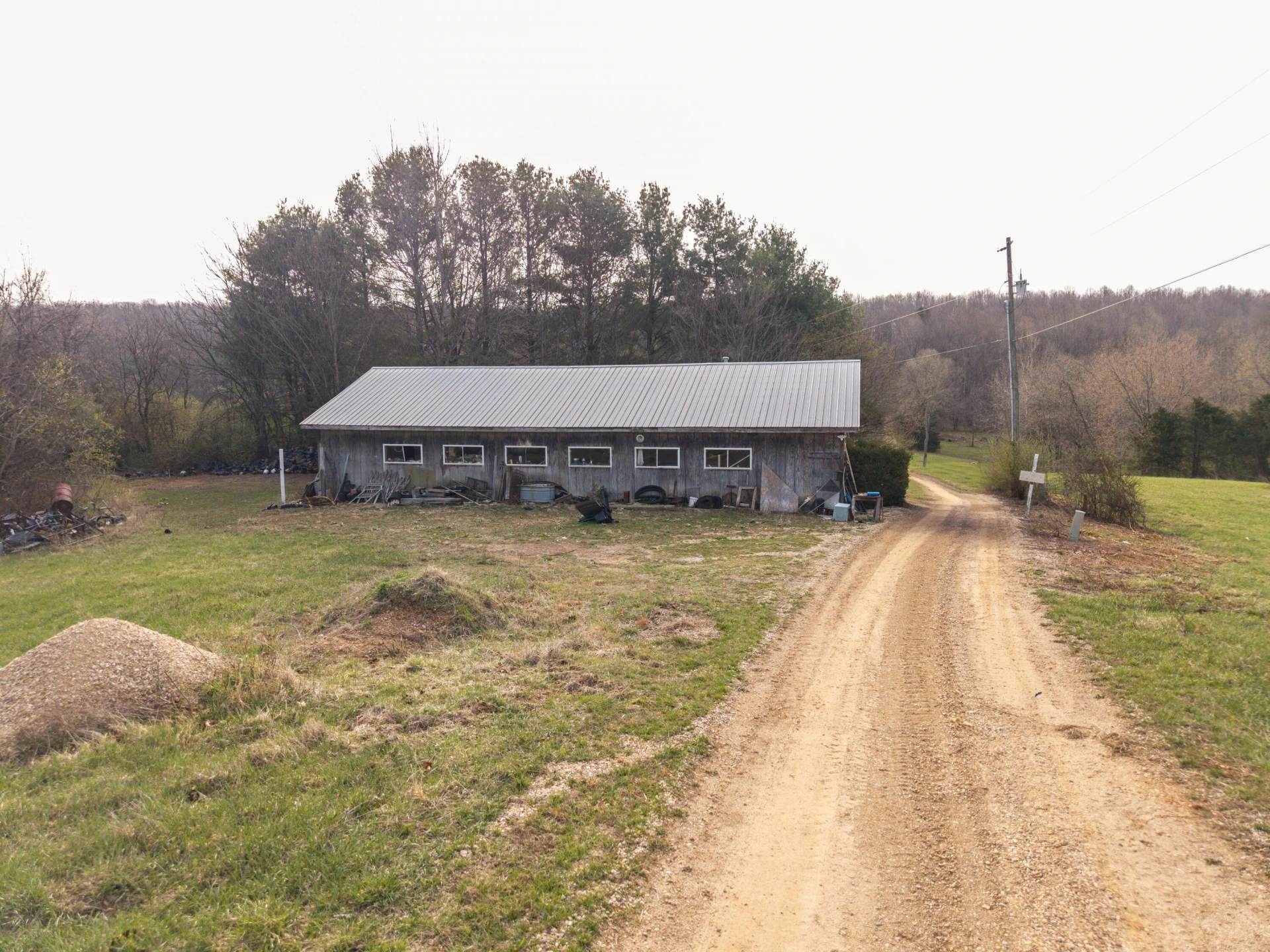 7598 N LEE Highway - Photo 9