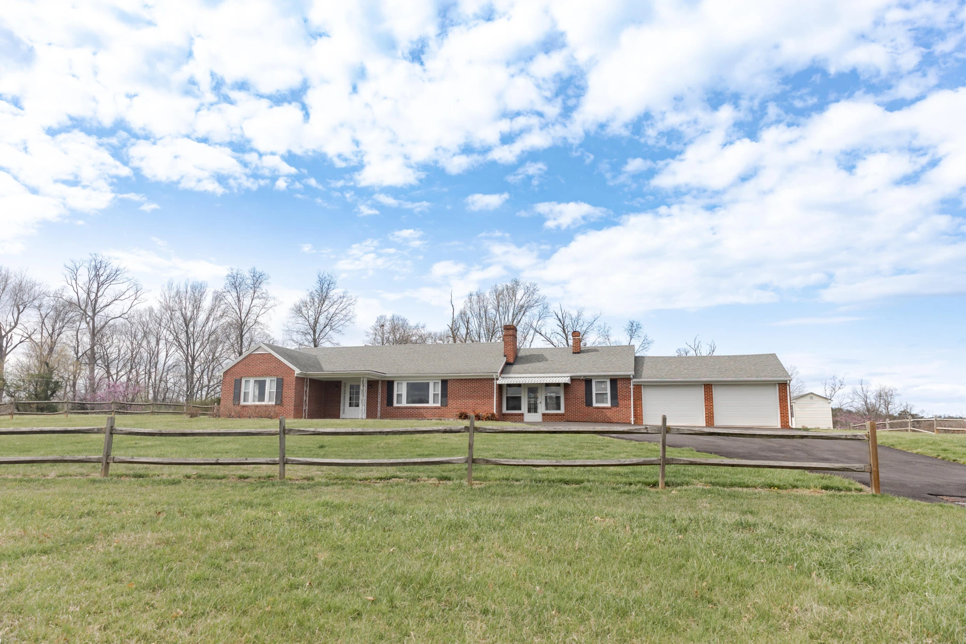 102 McCormick Ln - Photo 3