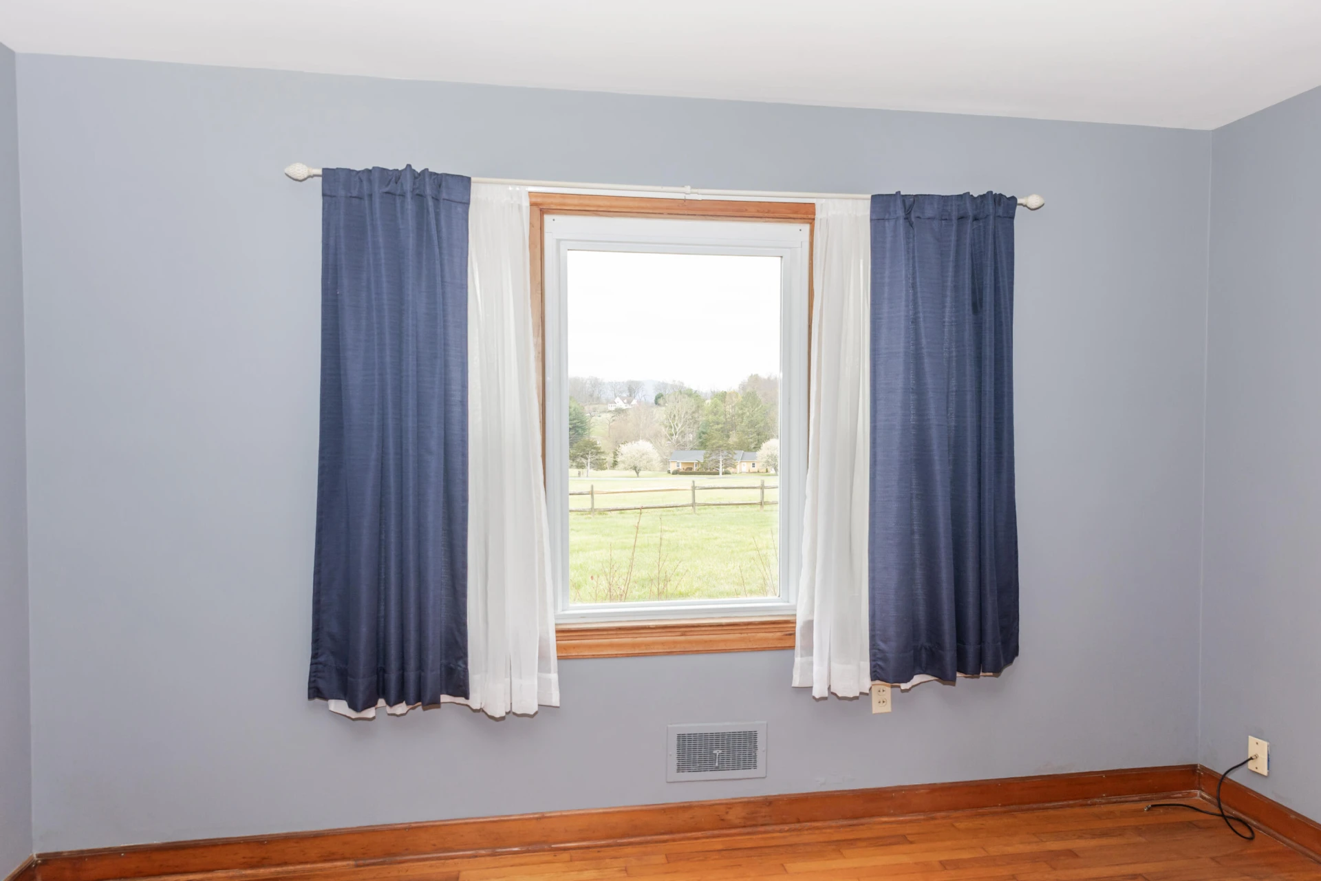 102 McCormick Ln - Photo 32