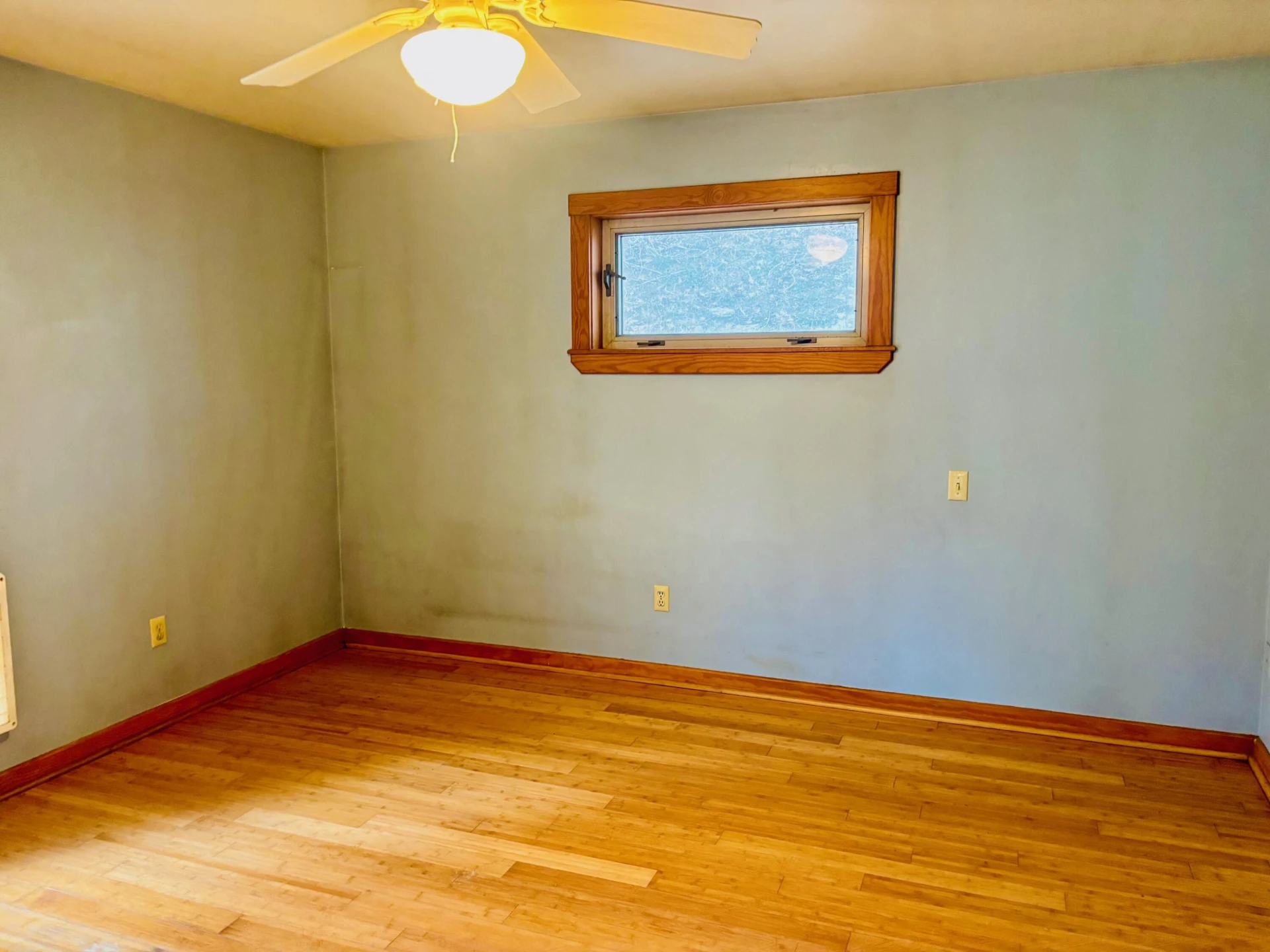 448 HOLLOW Ln - Photo 17