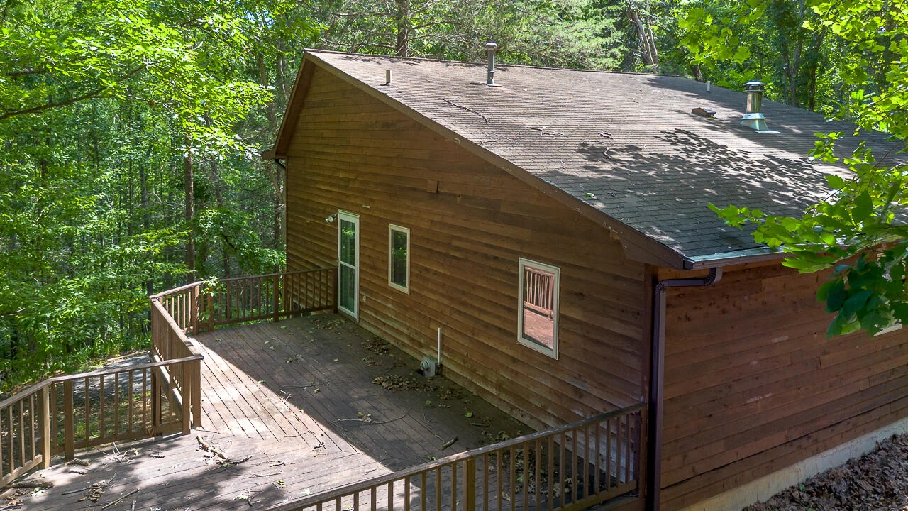 448 HOLLOW Ln - Photo 6