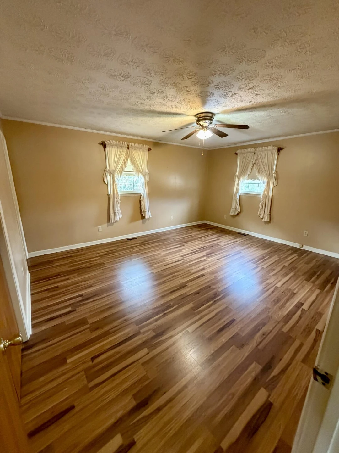 221 Sherry May St - Photo 11