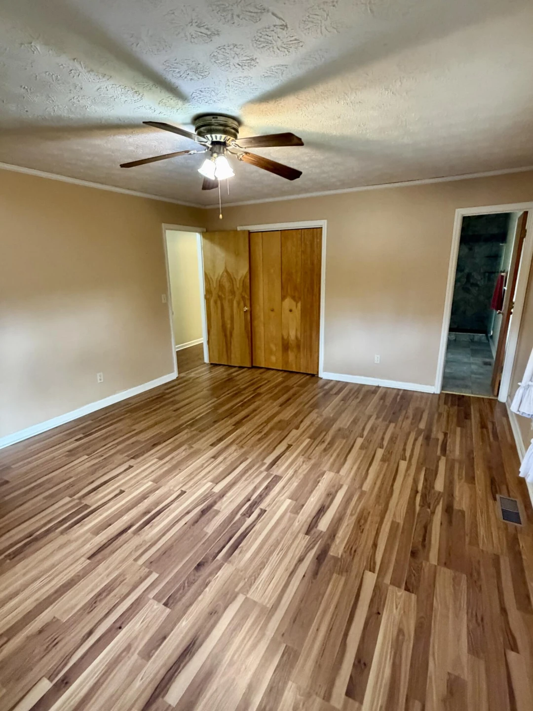 221 Sherry May St - Photo 12
