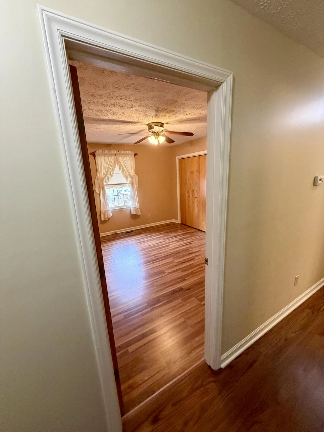 221 Sherry May St - Photo 16