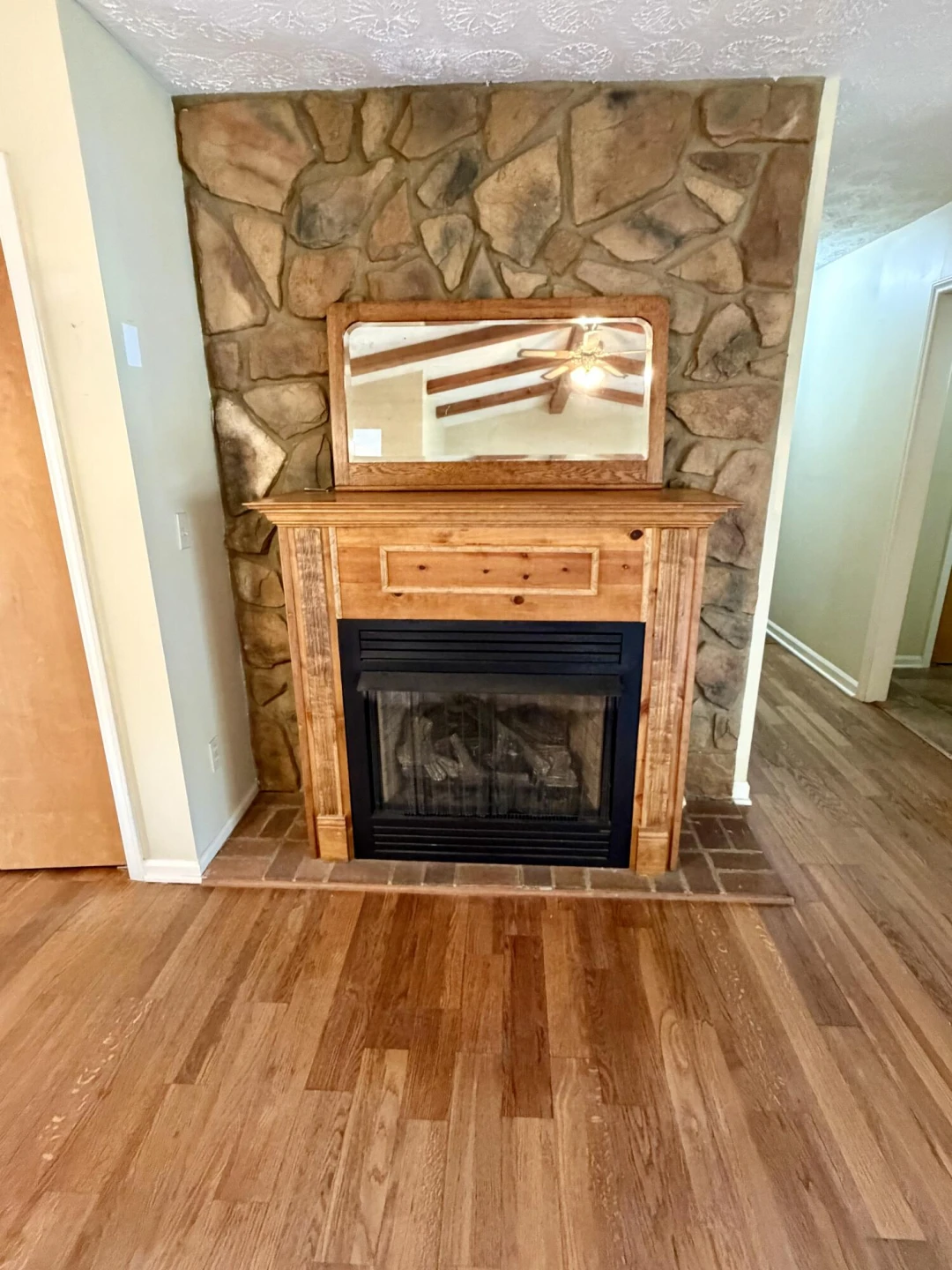 221 Sherry May St - Photo 24