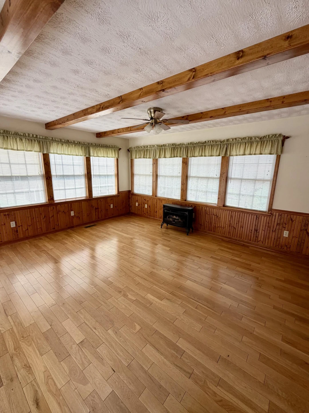 221 Sherry May St - Photo 28