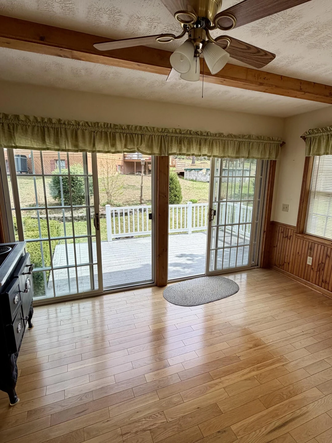 221 Sherry May St - Photo 30