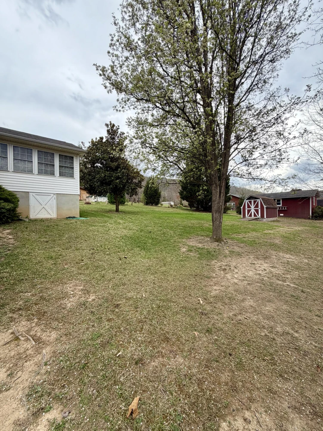 221 Sherry May St - Photo 5