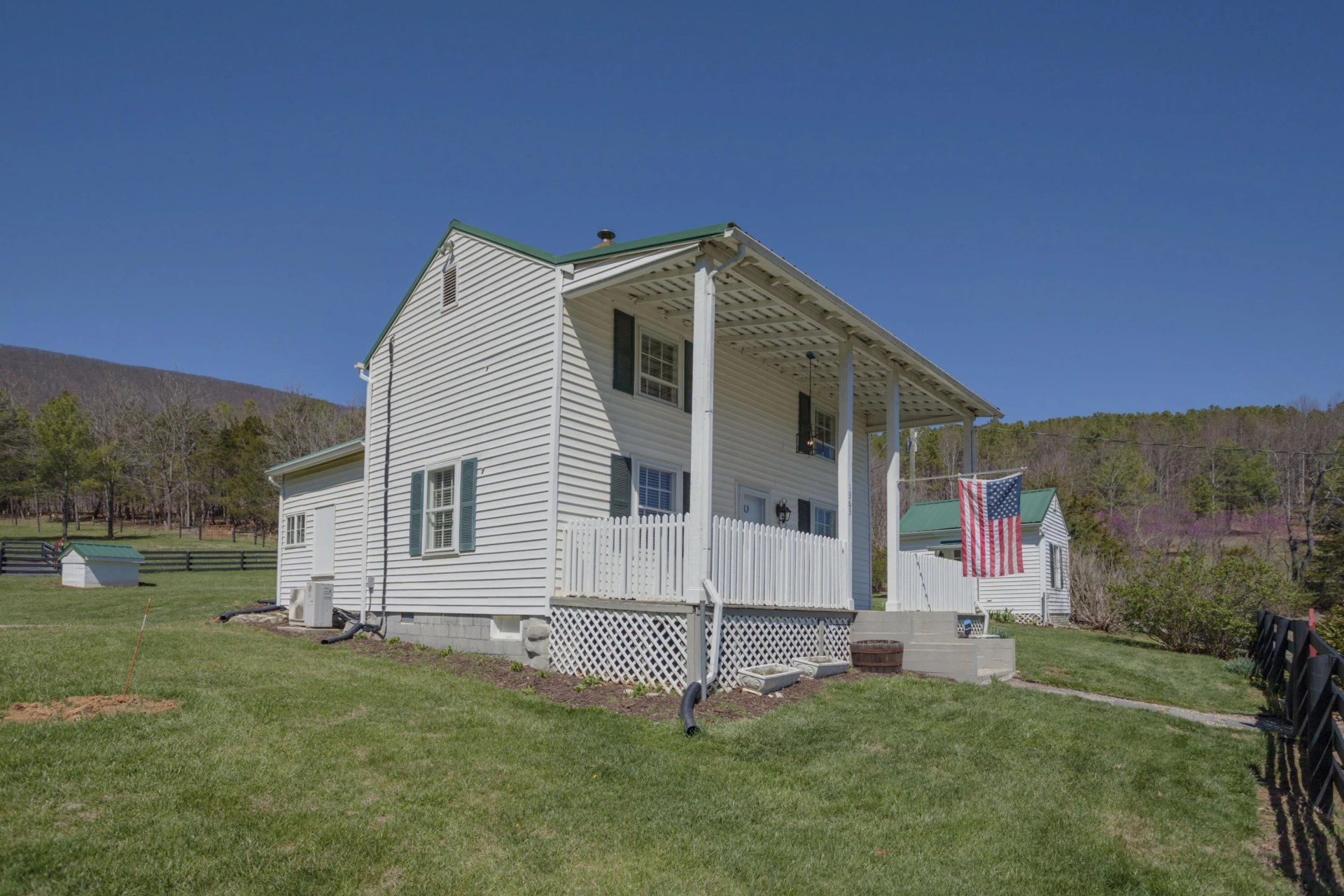 1363 Fredericksburg Rd - Photo 8