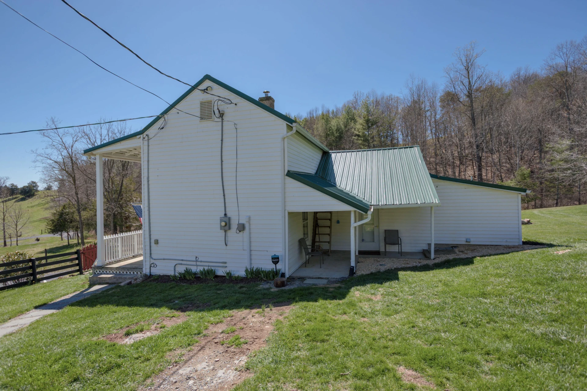 1363 Fredericksburg Rd - Photo 9