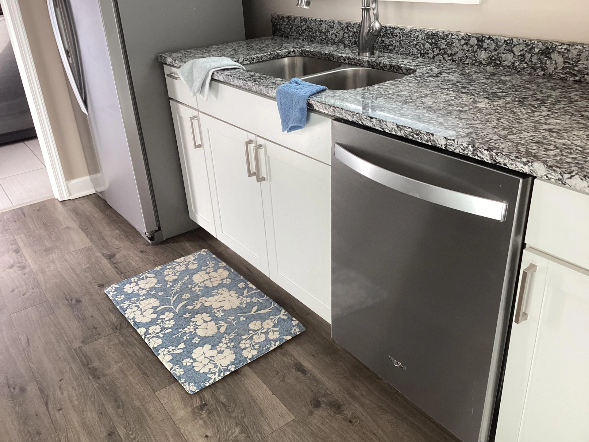 1365 Chestnut Ave - Photo 37