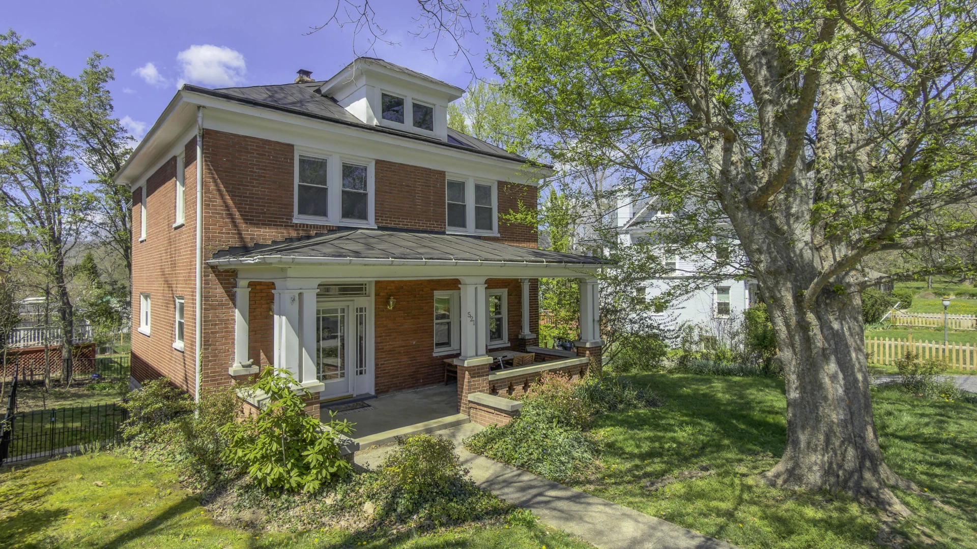 521 S Main St - Photo 3