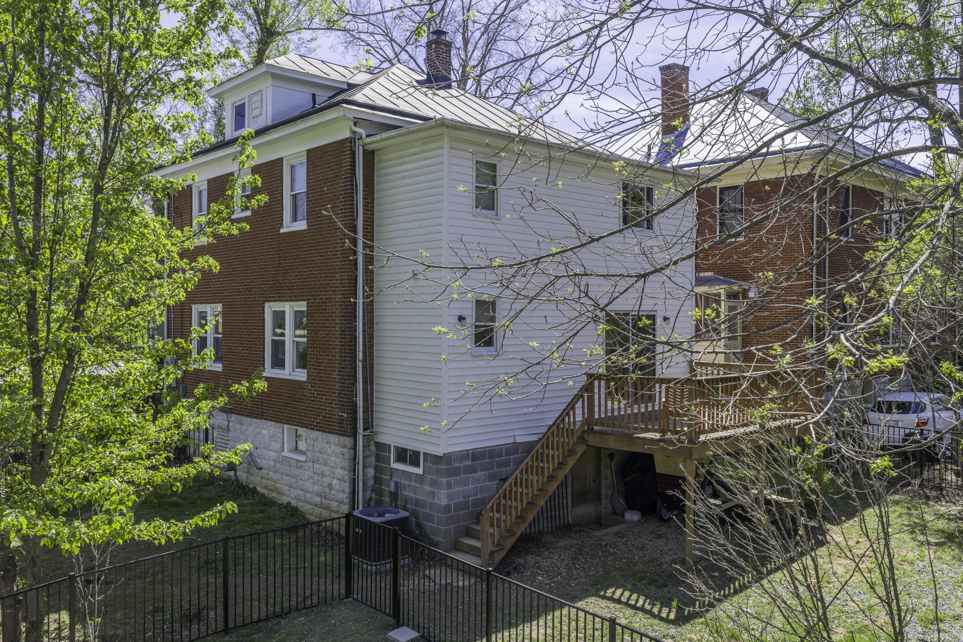 521 S Main St - Photo 8