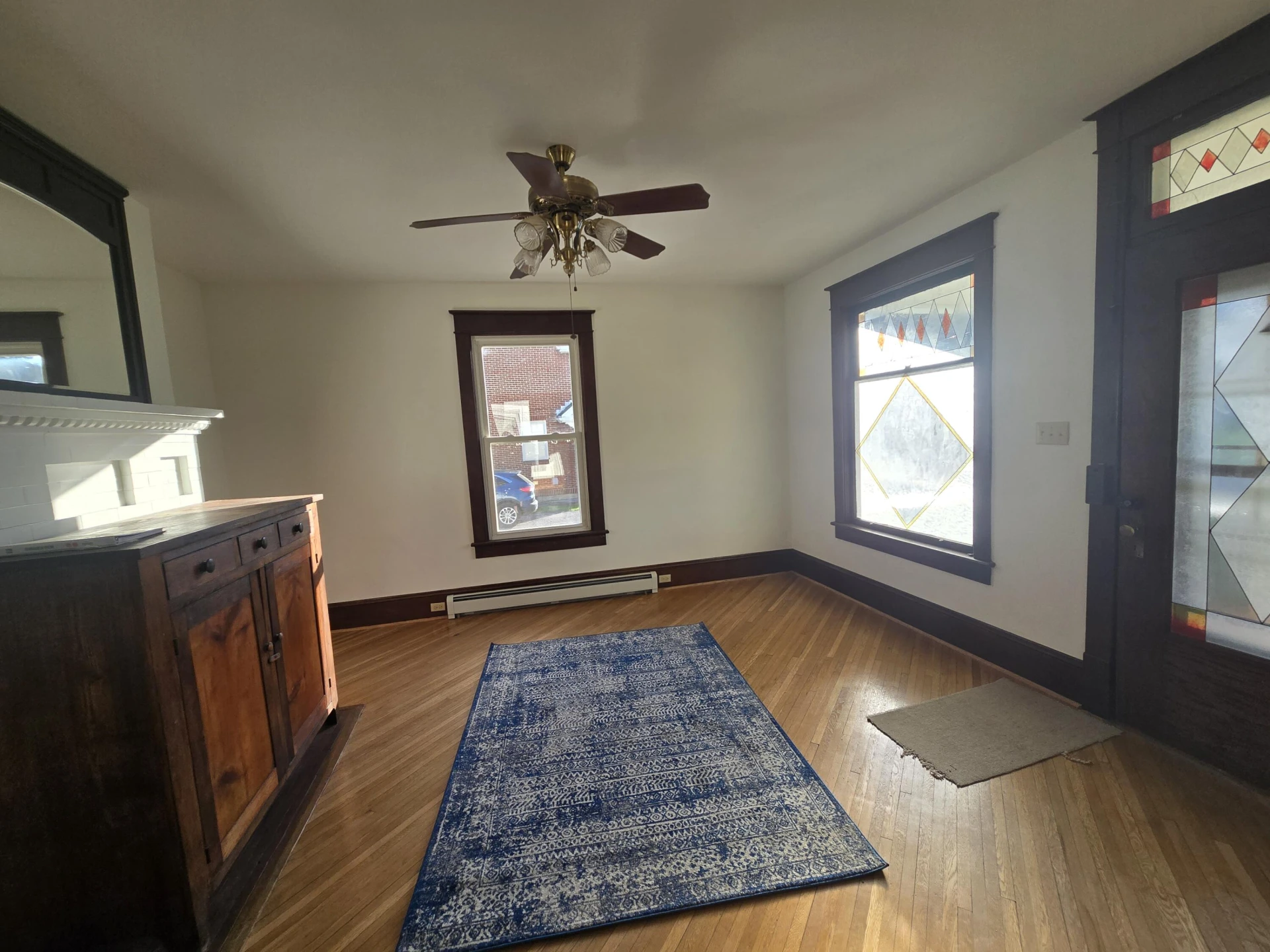 427 W Riverside St - Photo 2