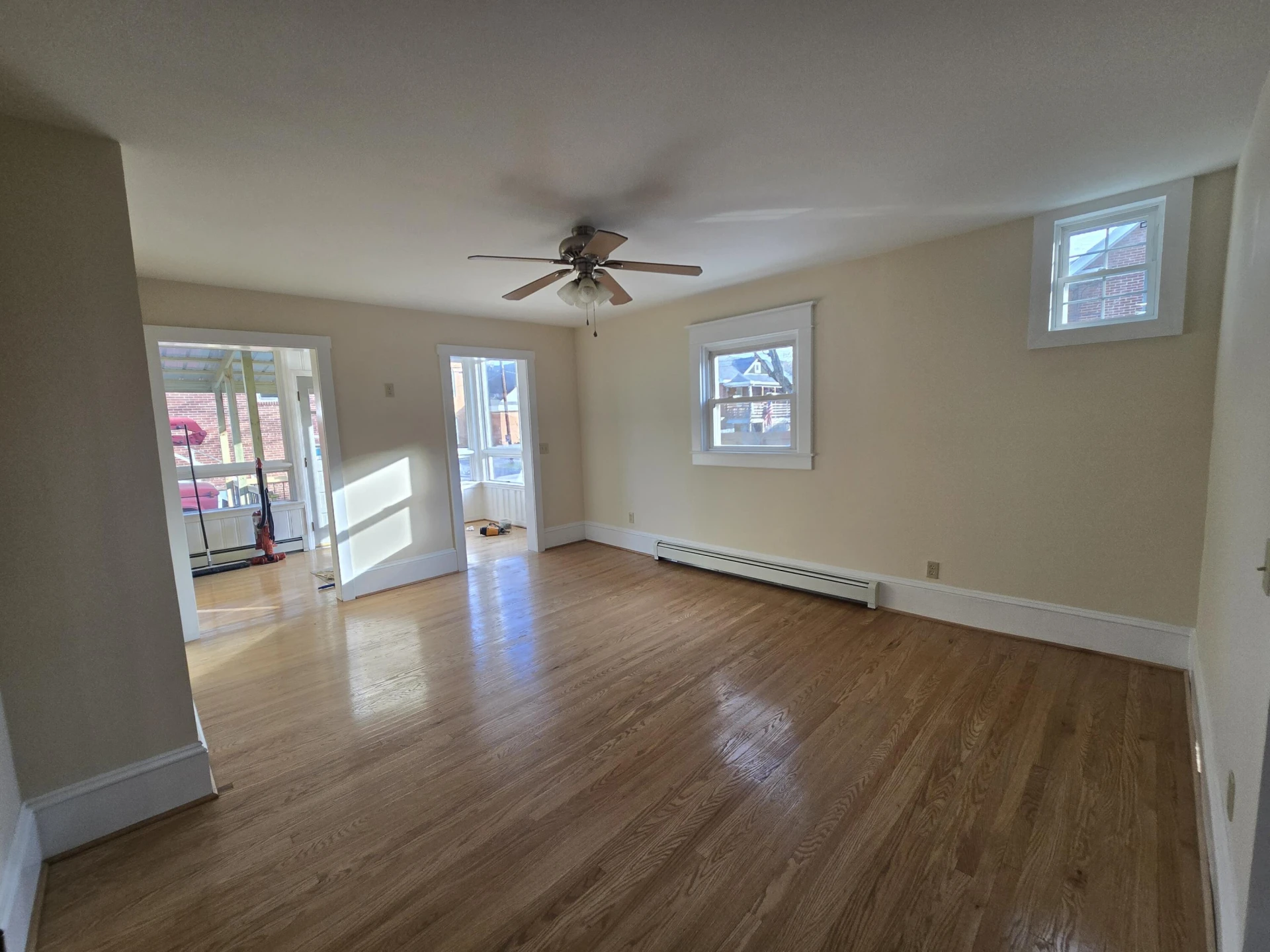 427 W Riverside St - Photo 7