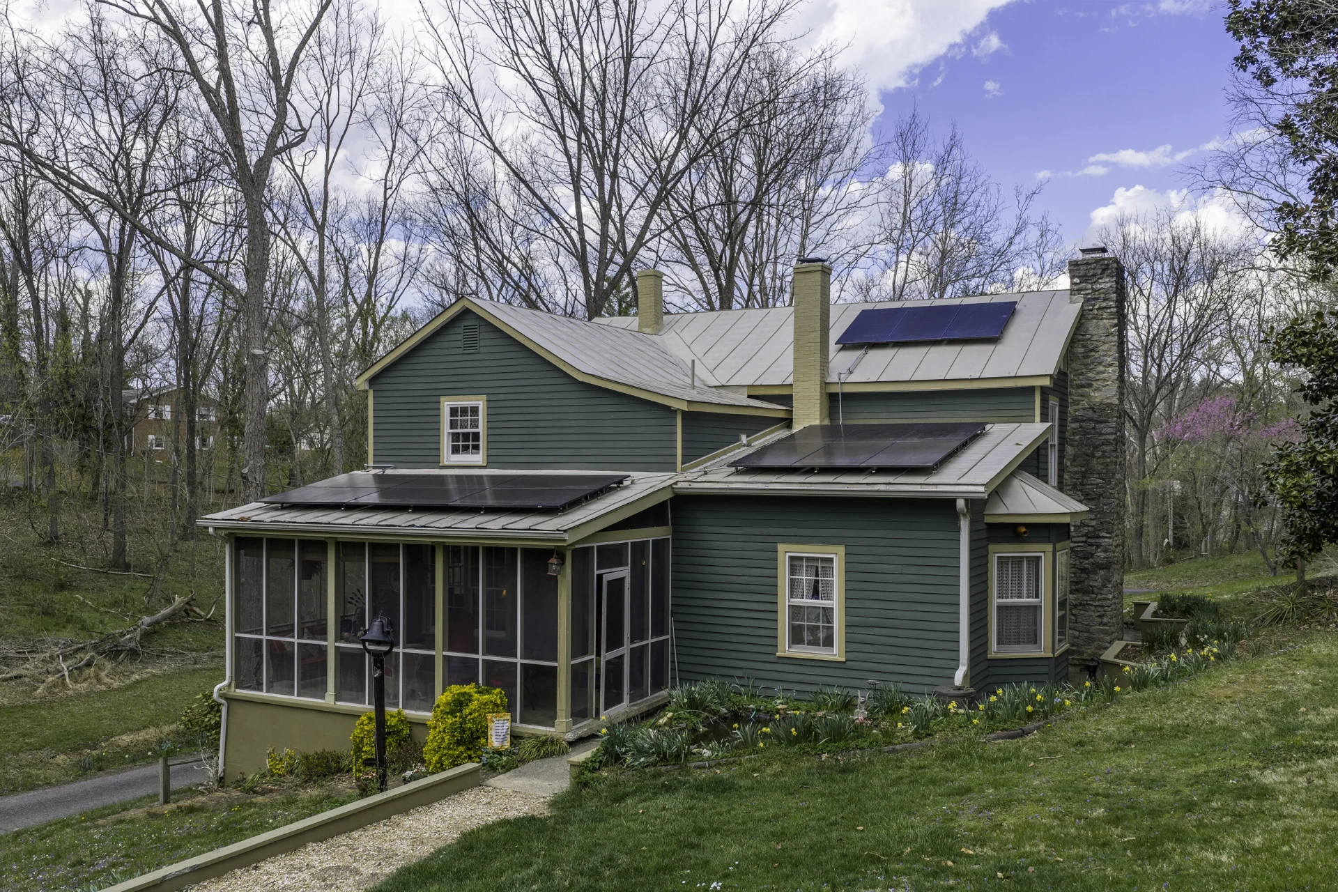320 Enfield Rd - Photo 12