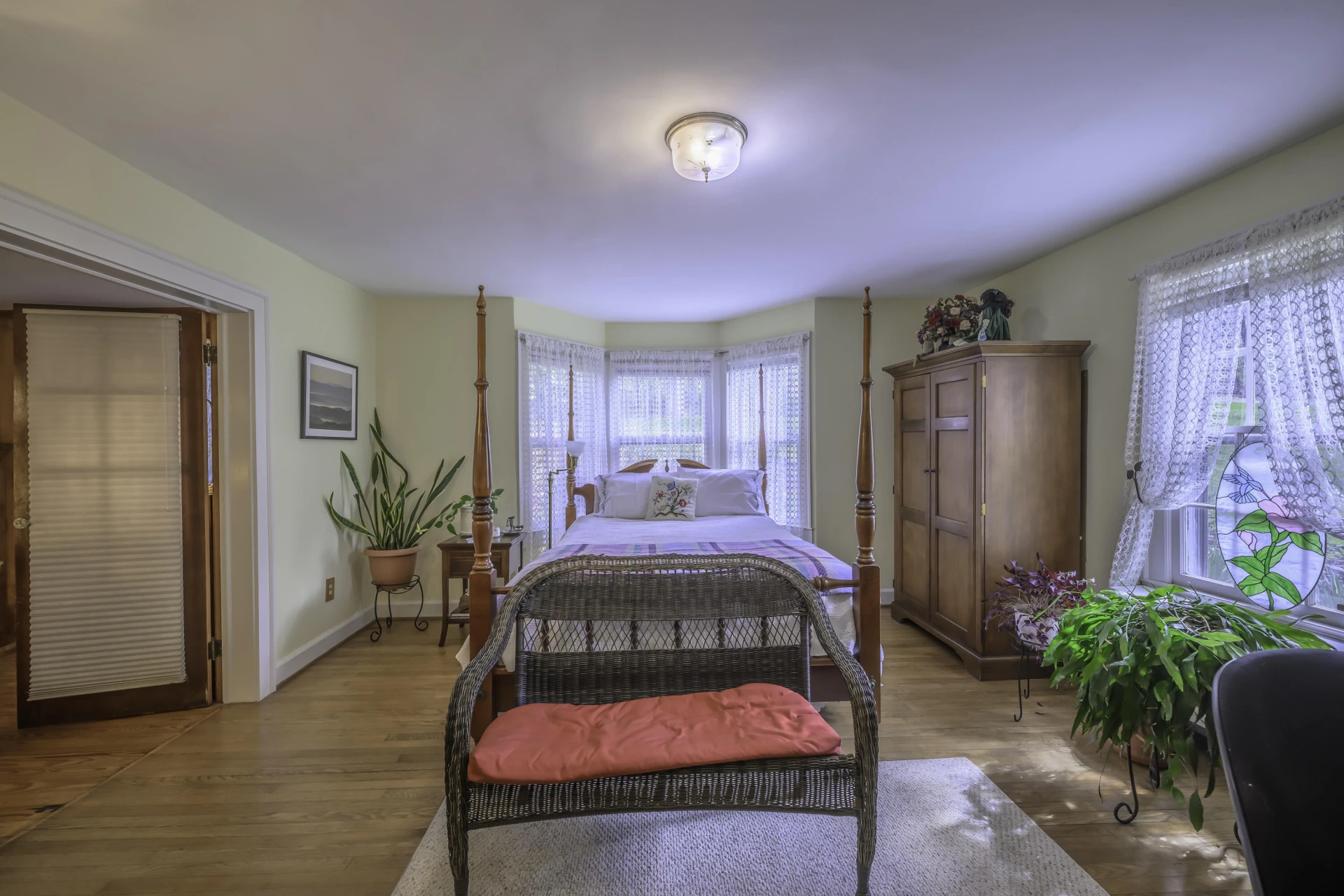 320 Enfield Rd - Photo 38