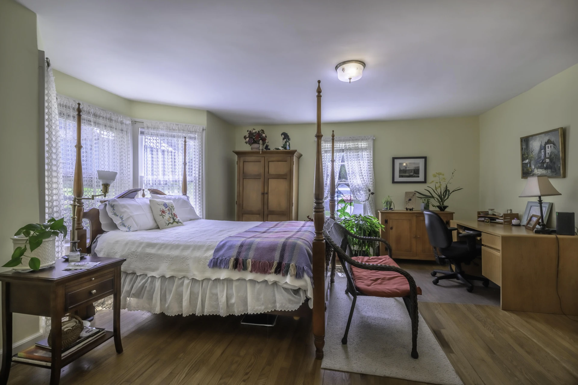 320 Enfield Rd - Photo 39