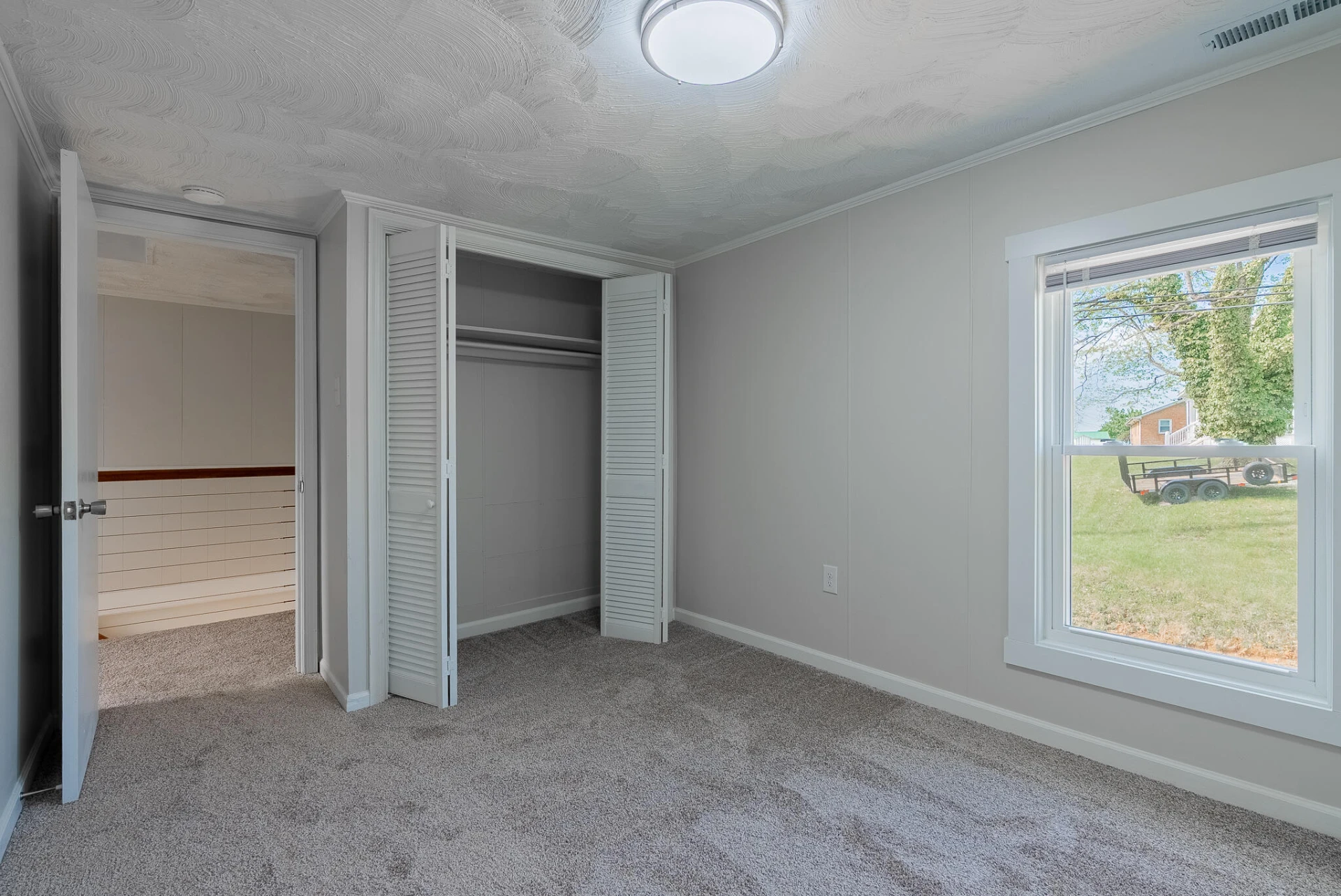 2163 RAPHINE Rd - Photo 32