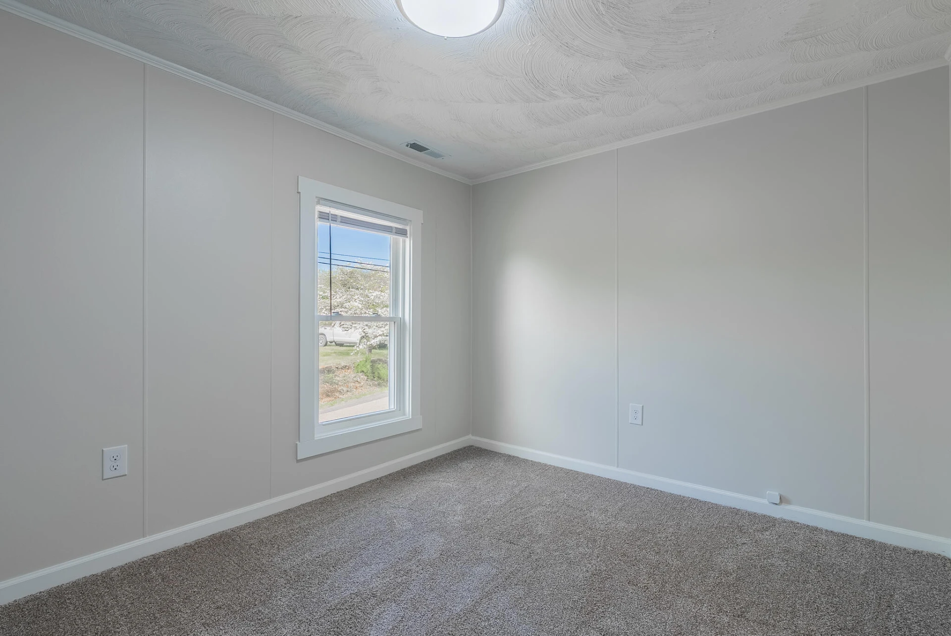 2163 RAPHINE Rd - Photo 33