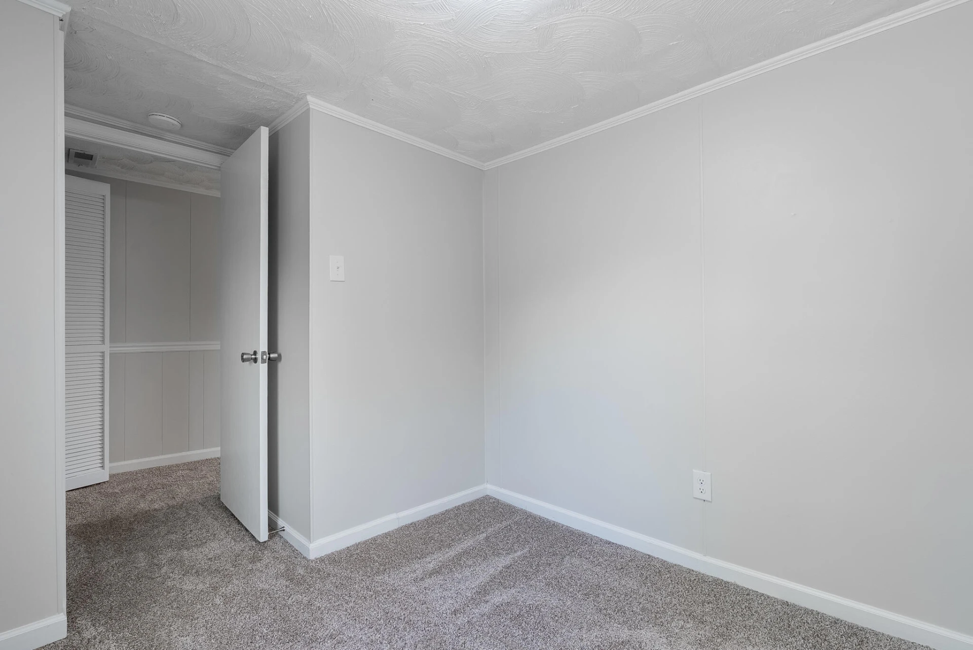 2163 RAPHINE Rd - Photo 34