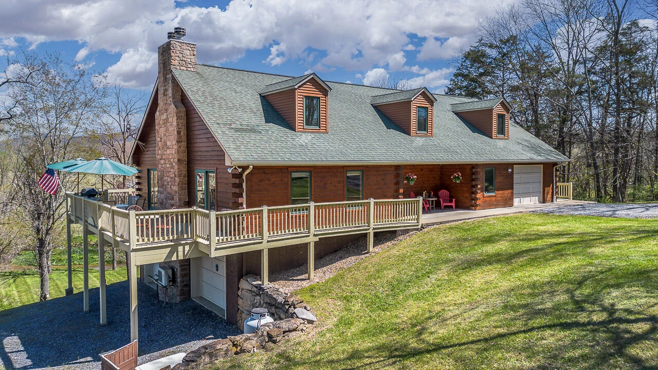 325 Bellevue Ln
