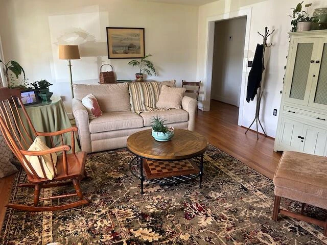 1030 Anderson St - Photo 10